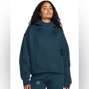 Nike Sportswear Tech Fleece Hoodie - NWT